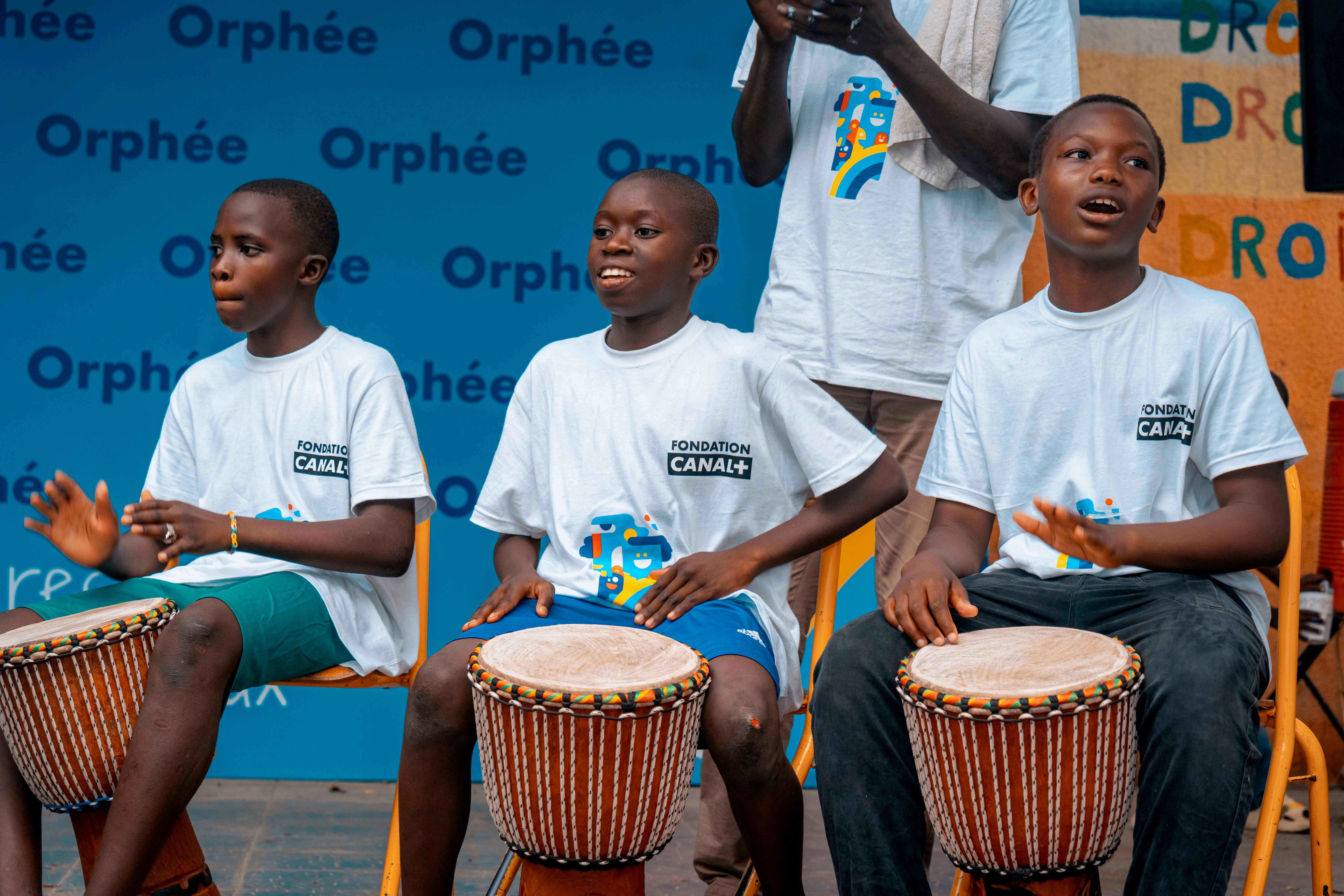 djembe enfants 2.jpg